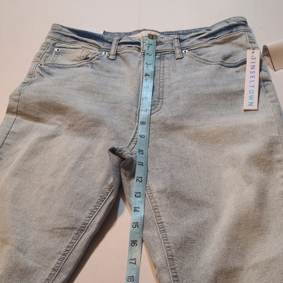 Tinseltown Women's Juniors Light Blue Jeans Distressed Mid-rise Skinny Sz 3/26 - Picture 6 of 9